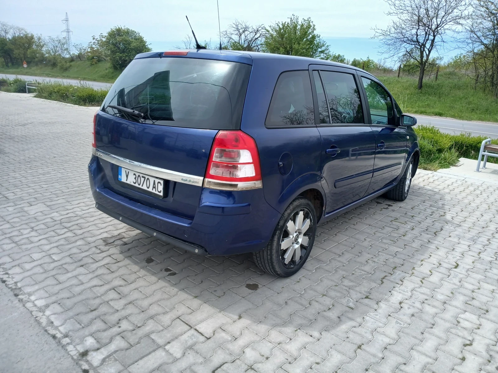 Opel Zafira undefined | Auto.bg — изображение 1 Opel Zafira undefined | Auto.bg — изображение 1