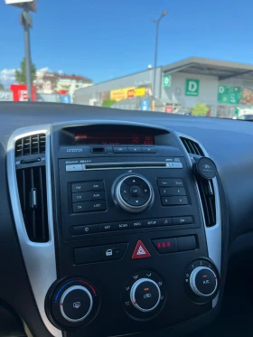 Kia Ceed 1.6 CRDi - 3650 € / 7138.78 лв. - 76477473 9 | Car24.bg Kia Ceed 1.6 CRDi - 3650 € / 7138.78 лв. - 76477473 9