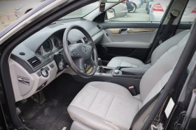 Mercedes-Benz C 280 Avantgarde 3.0 Бензин\Газ - 7900 € / 15451.06 лв. - 75904370 7 | Car24.bg Mercedes-Benz C 280 Avantgarde 3.0 Бензин\Газ - 7900 € / 15451.06 лв. - 75904370 7