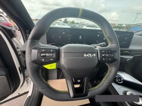 Kia EV6 GT/609HP/AWD/KLESS/HEAT.P./ACC/HUD/360/386h | Auto.bg — изображение 10 Kia EV6 GT/609HP/AWD/KLESS/HEAT.P./ACC/HUD/360/386h | Auto.bg — изображение 10