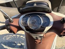 Piaggio Beverly 300i | Auto.bg — изображение 9 Piaggio Beverly 300i | Auto.bg — изображение 9