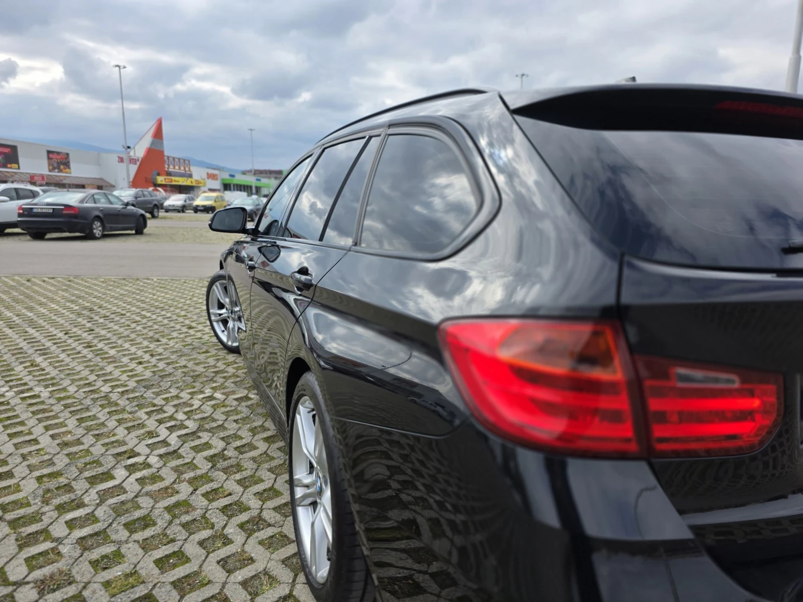 BMW 320 BMW M Performance Head up XENON BI-XENON - изображение 9 | Auto.bg BMW 320 BMW M Performance Head up XENON BI-XENON - изображение 9