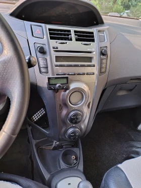 Toyota Yaris - 4900 € - 77213664 6 | Car24.bg Toyota Yaris - 4900 € - 77213664 6