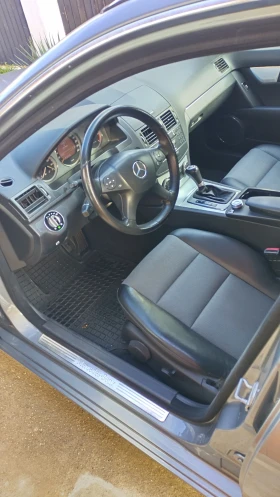 Mercedes-Benz C 320 320CDI 4MATIC - 4599 € - 16543428 12 | Car24.bg Mercedes-Benz C 320 320CDI 4MATIC - 4599 € - 16543428 12