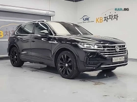 VW Touareg 3.0 TDI* R-LINE* КОЖА* ПОДГРЕВ* ОБДУХВ* ПАНО* 360* | Auto.bg — изображение 4 VW Touareg 3.0 TDI* R-LINE* КОЖА* ПОДГРЕВ* ОБДУХВ* ПАНО* 360* | Auto.bg — изображение 4