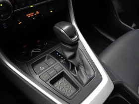 Toyota Rav4 2.5/ ПОДГРЕВ/ ЛЕЙН АСИСТ/ КАМЕРА/ ШИБЕДАХ | Auto.bg — изображение 8 Toyota Rav4 2.5/ ПОДГРЕВ/ ЛЕЙН АСИСТ/ КАМЕРА/ ШИБЕДАХ | Auto.bg — изображение 8