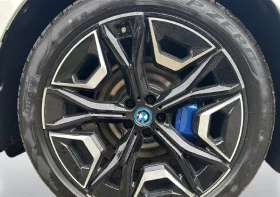 BMW iX xDrive50 = Sport Package = Гаранция | Auto.bg — изображение 4 BMW iX xDrive50 = Sport Package = Гаранция | Auto.bg — изображение 4