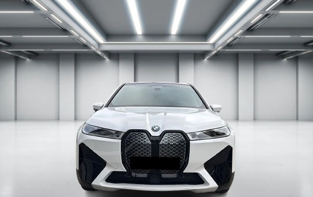 BMW iX xDrive50 = Sport Package = Гаранция | Auto.bg — изображение 1 BMW iX xDrive50 = Sport Package = Гаранция | Auto.bg — изображение 1