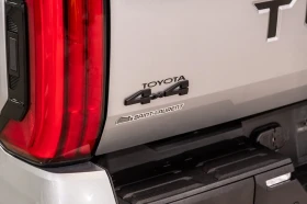 Toyota Tundra Hybrid 4x4 - 48980 € / 95796.55 лв. - 41117801 6 | Car24.bg Toyota Tundra Hybrid 4x4 - 48980 € / 95796.55 лв. - 41117801 6