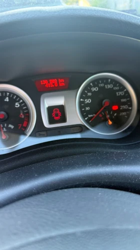 Renault Clio undefined | Auto.bg — изображение 8 Renault Clio undefined | Auto.bg — изображение 8