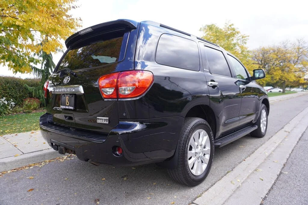 Toyota Sequoia Platinum ПОДГРЕВ* BLINDSPOT* CAM* KEYLESS*  - изображение 4 | Auto.bg Toyota Sequoia Platinum ПОДГРЕВ* BLINDSPOT* CAM* KEYLESS*  - изображение 4