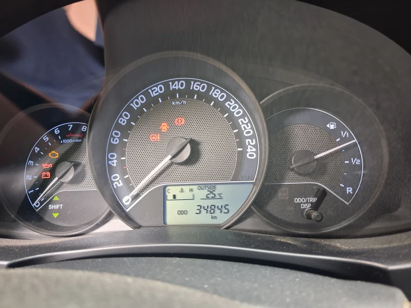 Toyota Corolla Тера - 14000 € - 85287143 1 | Car24.bg Toyota Corolla Тера - 14000 € - 85287143 1