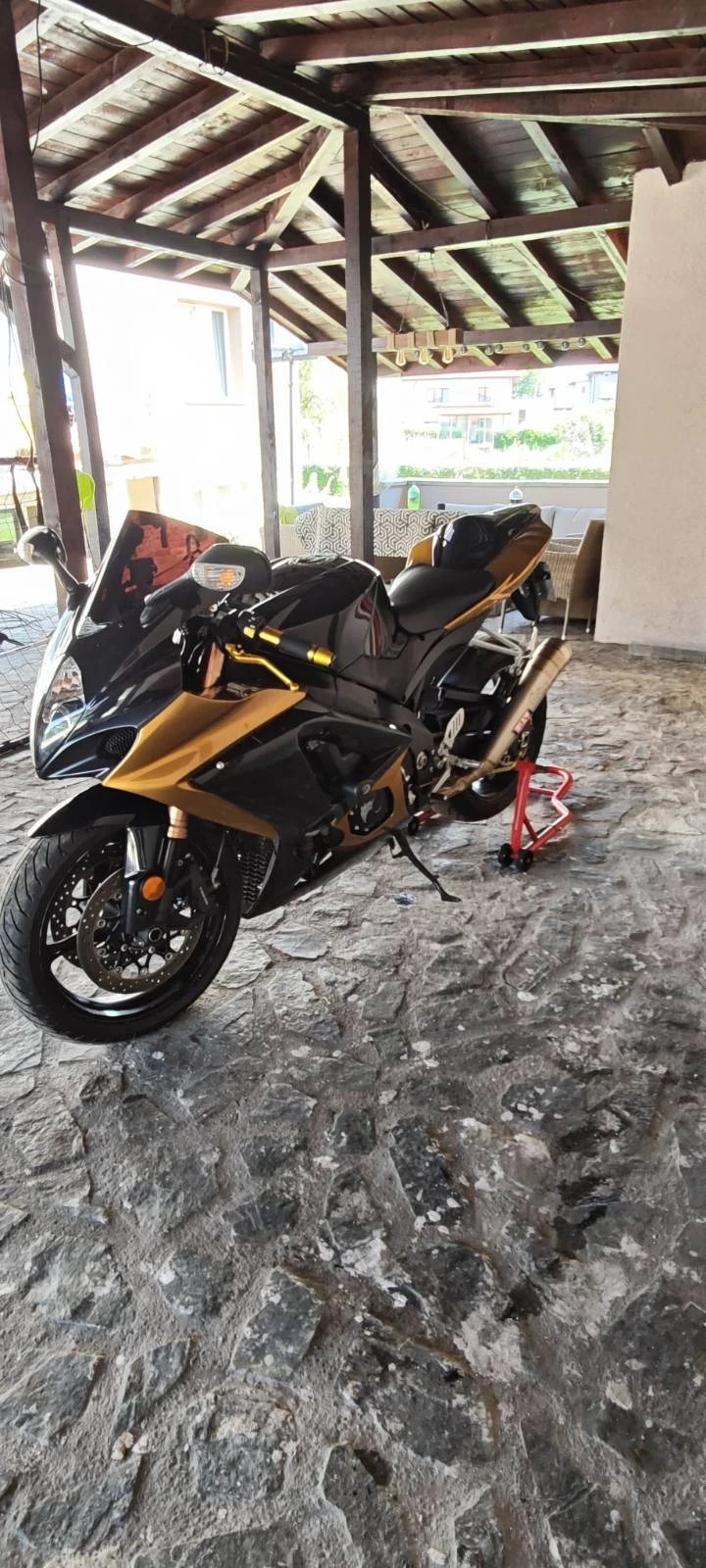 Suzuki Gsxr undefined | Auto.bg — изображение 1 Suzuki Gsxr undefined | Auto.bg — изображение 1