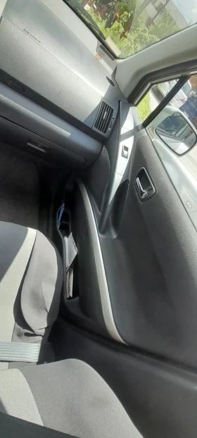 Toyota Corolla verso - 2500 € / 4889.57 лв. - 32205561 6 | Car24.bg Toyota Corolla verso - 2500 € / 4889.57 лв. - 32205561 6