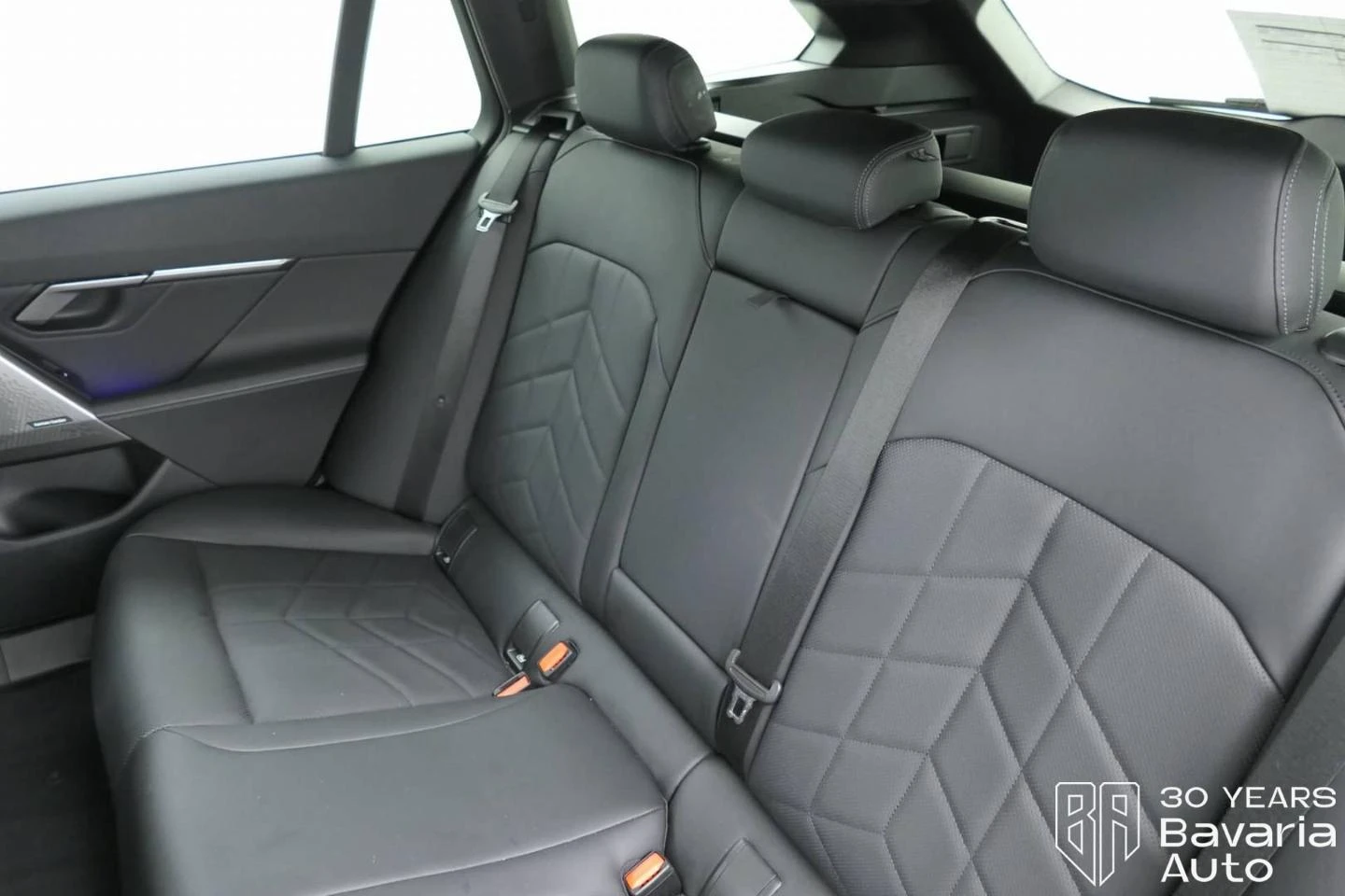 BMW 520 i Touring M Sport Paket Steptronic - изображение 8 | Auto.bg BMW 520 i Touring M Sport Paket Steptronic - изображение 8