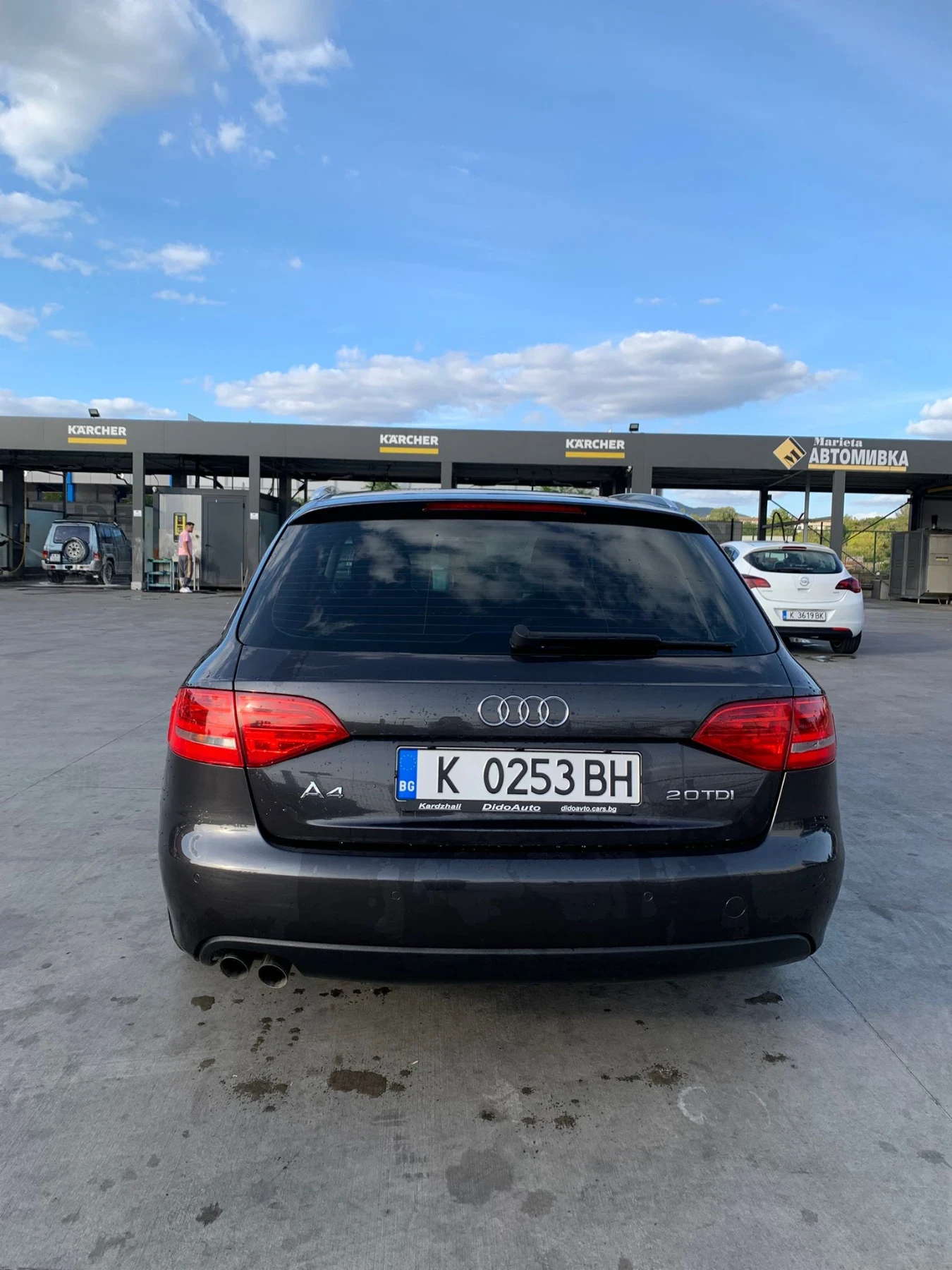 Audi A4  - изображение 2 | Auto.bg Audi A4  - изображение 2