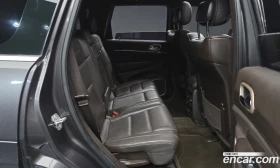 Jeep Grand cherokee SUMMIT| DISTRONIC| ПАНО| 8ZF| HARMAN/KARDON | Auto.bg — изображение 10 Jeep Grand cherokee SUMMIT| DISTRONIC| ПАНО| 8ZF| HARMAN/KARDON | Auto.bg — изображение 10