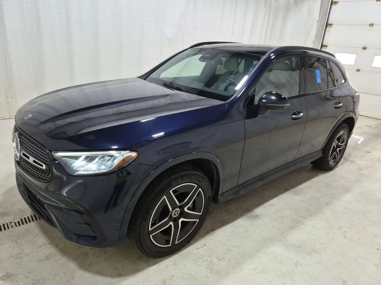 Mercedes-Benz GLC 300 * AMG Line * CARFAX * | Auto.bg — изображение 1 Mercedes-Benz GLC 300 * AMG Line * CARFAX * | Auto.bg — изображение 1