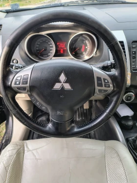 Mitsubishi Outlander - 4500 € / 8801.24 лв. - 16417263 6 | Car24.bg Mitsubishi Outlander - 4500 € / 8801.24 лв. - 16417263 6