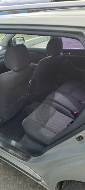 Toyota Avensis - 2800 € / 5476.32 лв. - 20123814 6 | Car24.bg Toyota Avensis - 2800 € / 5476.32 лв. - 20123814 6