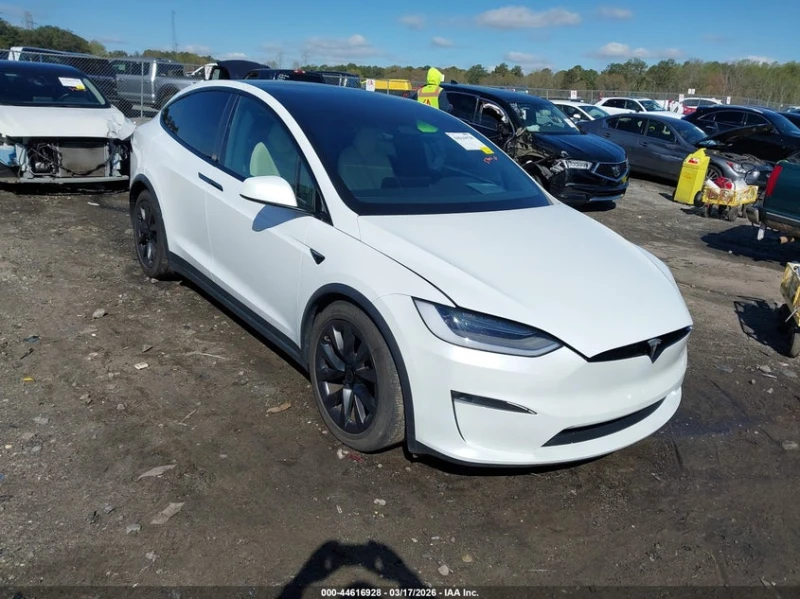 Tesla Model X Dual Motor All-Wheel Drive/Standard Range - 32000 € / 62586.56 лв. - 20717732 1 | Car24.bg Tesla Model X Dual Motor All-Wheel Drive/Standard Range - 32000 € / 62586.56 лв. - 20717732 1