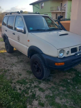 Nissan Terrano 2.4i - 5500 € / 10757.07 лв. - 33625632 5 | Car24.bg Nissan Terrano 2.4i - 5500 € / 10757.07 лв. - 33625632 5