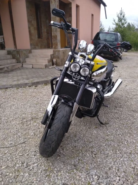 Triumph Rocket undefined | Auto.bg — изображение 2 Triumph Rocket undefined | Auto.bg — изображение 2
