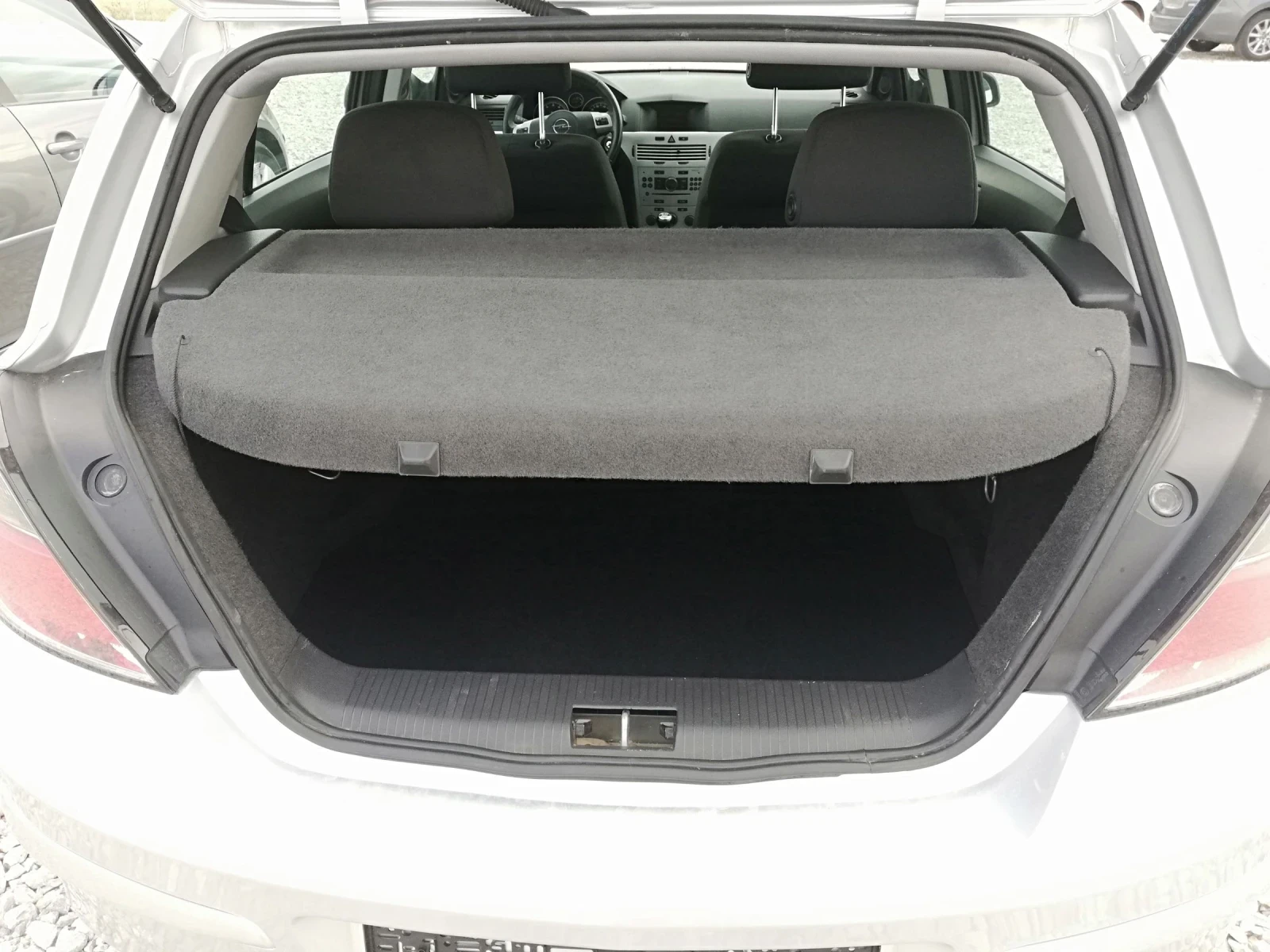 Opel Astra 1.4i kli Gaz - изображение 6 | Auto.bg Opel Astra 1.4i kli Gaz - изображение 6