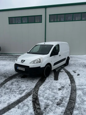 Peugeot Partner 1.6 HDI Климатик 2012г - Car24.bg Peugeot Partner 1.6 HDI Климатик 2012г