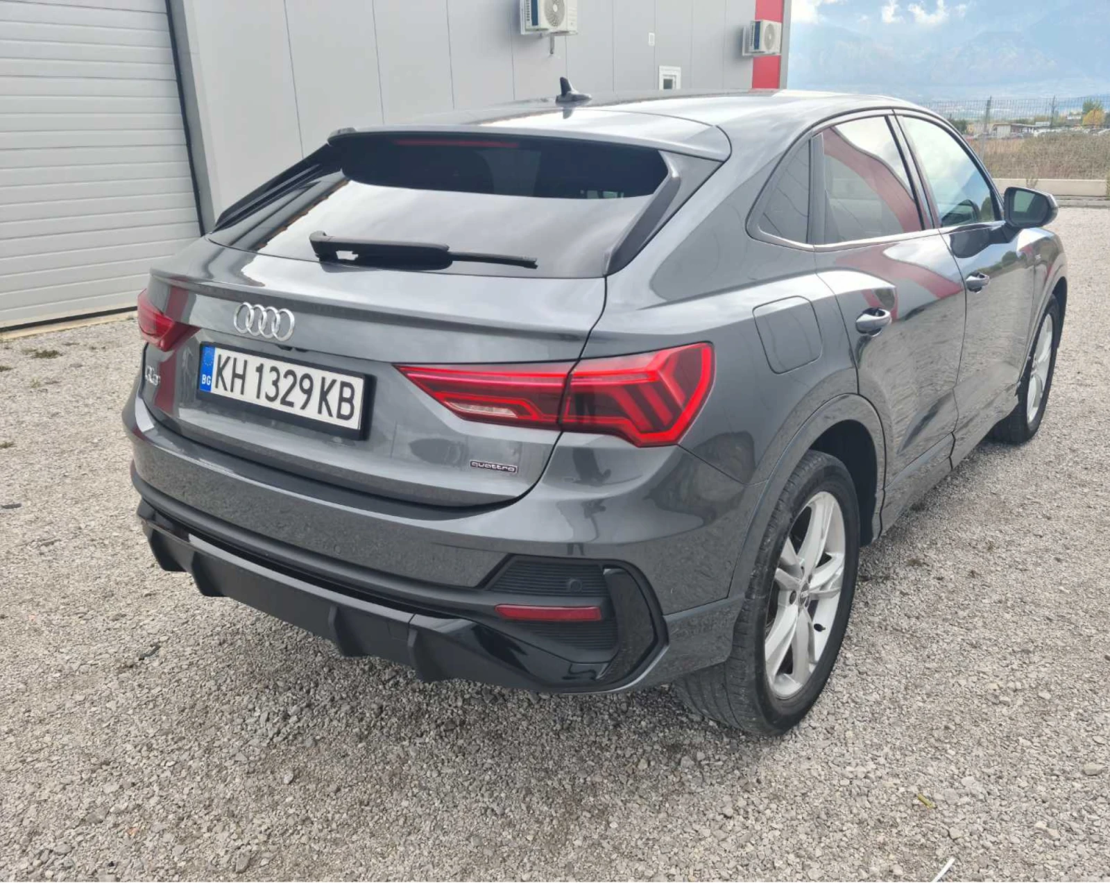 Audi Q3 Sportback 40TDI* S-line* Quattro* Kamera - изображение 7 | Auto.bg Audi Q3 Sportback 40TDI* S-line* Quattro* Kamera - изображение 7