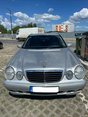 Mercedes-Benz E 240
