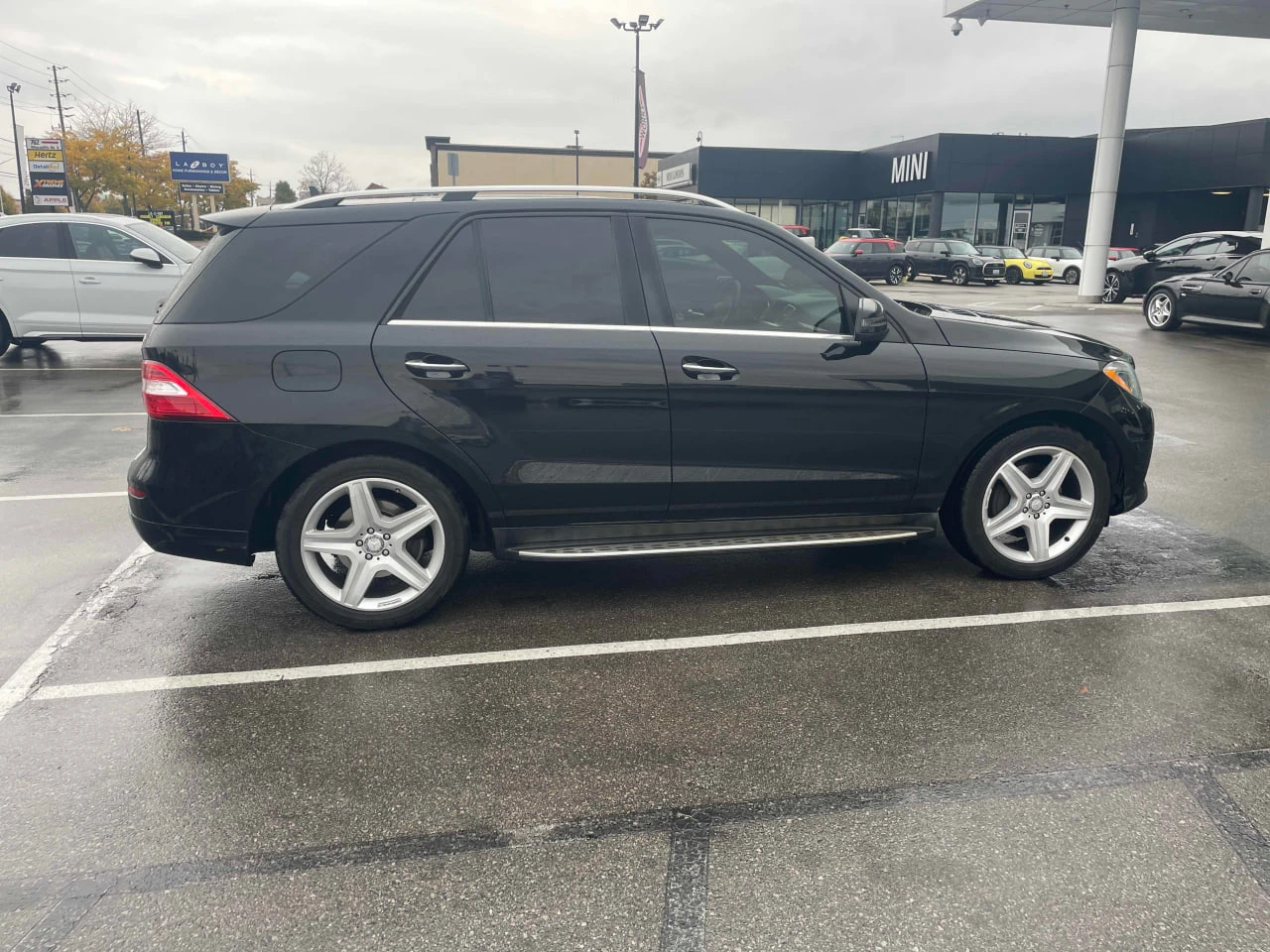 Mercedes-Benz ML 350 * АВТО КРЕДИТ* ЦЕНА ДО БГ * СЕРВИЗНА ИСТОРИЯ *  - изображение 4 | Auto.bg Mercedes-Benz ML 350 * АВТО КРЕДИТ* ЦЕНА ДО БГ * СЕРВИЗНА ИСТОРИЯ *  - изображение 4