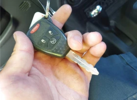 Jeep Wrangler UNLIMITED SAHARA 4x4 - 25900 лв. / 13242.46 € - 14023418 14 | Car24.bg Jeep Wrangler UNLIMITED SAHARA 4x4 - 25900 лв. / 13242.46 € - 14023418 14