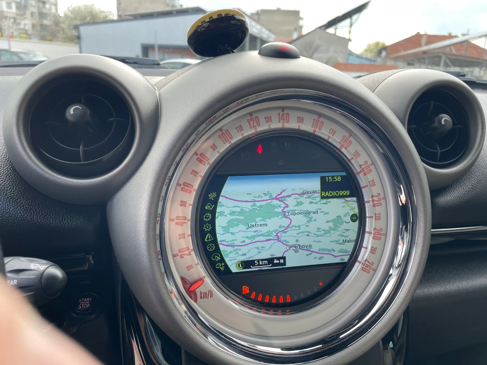 Mini Countryman  2.0SD, 4x4 - изображение 8 | Auto.bg Mini Countryman  2.0SD, 4x4 - изображение 8