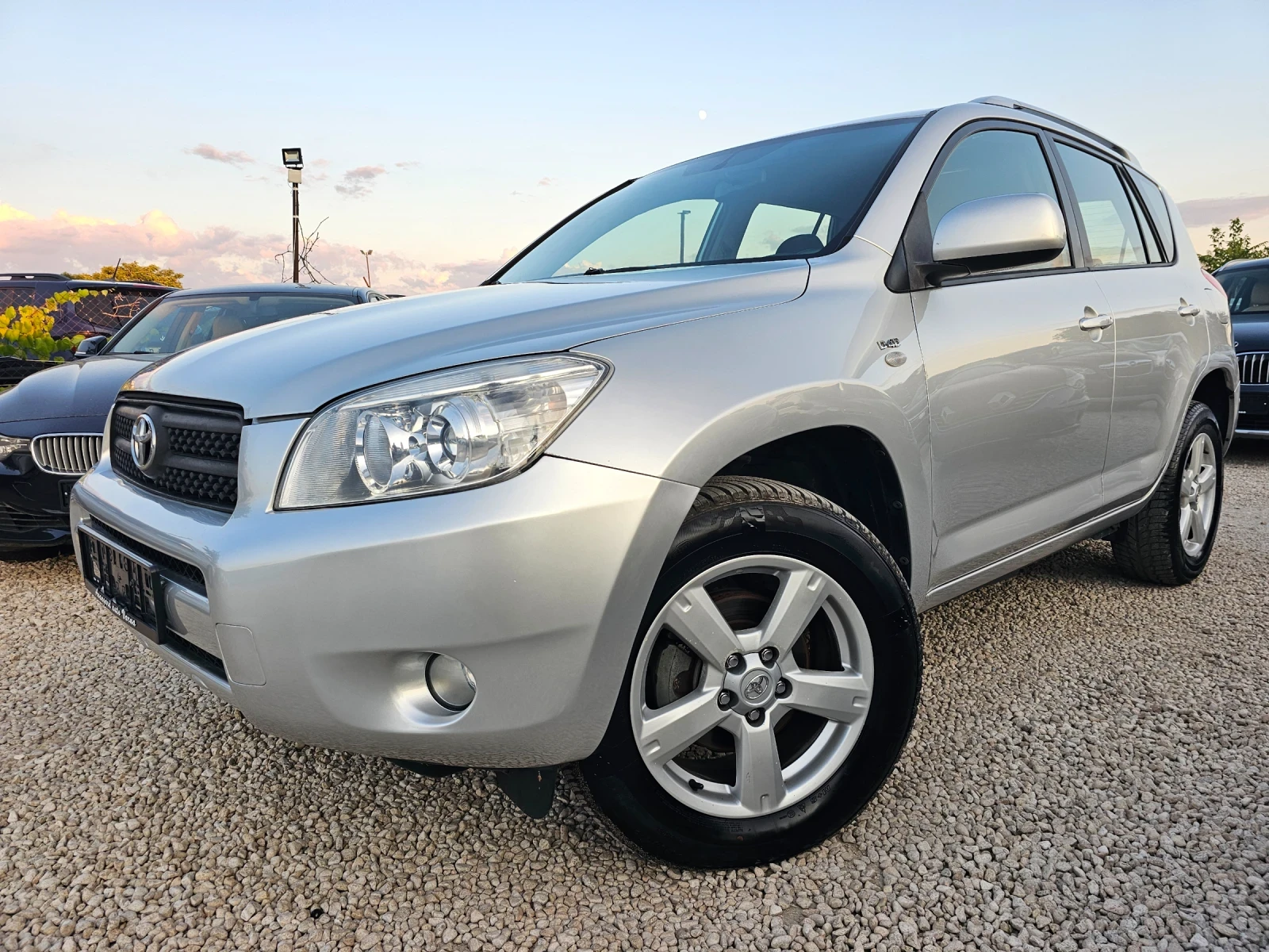 Toyota Rav4 2.2D-4D, 136к.с., 4х4 | Auto.bg — изображение 1 Toyota Rav4 2.2D-4D, 136к.с., 4х4 | Auto.bg — изображение 1