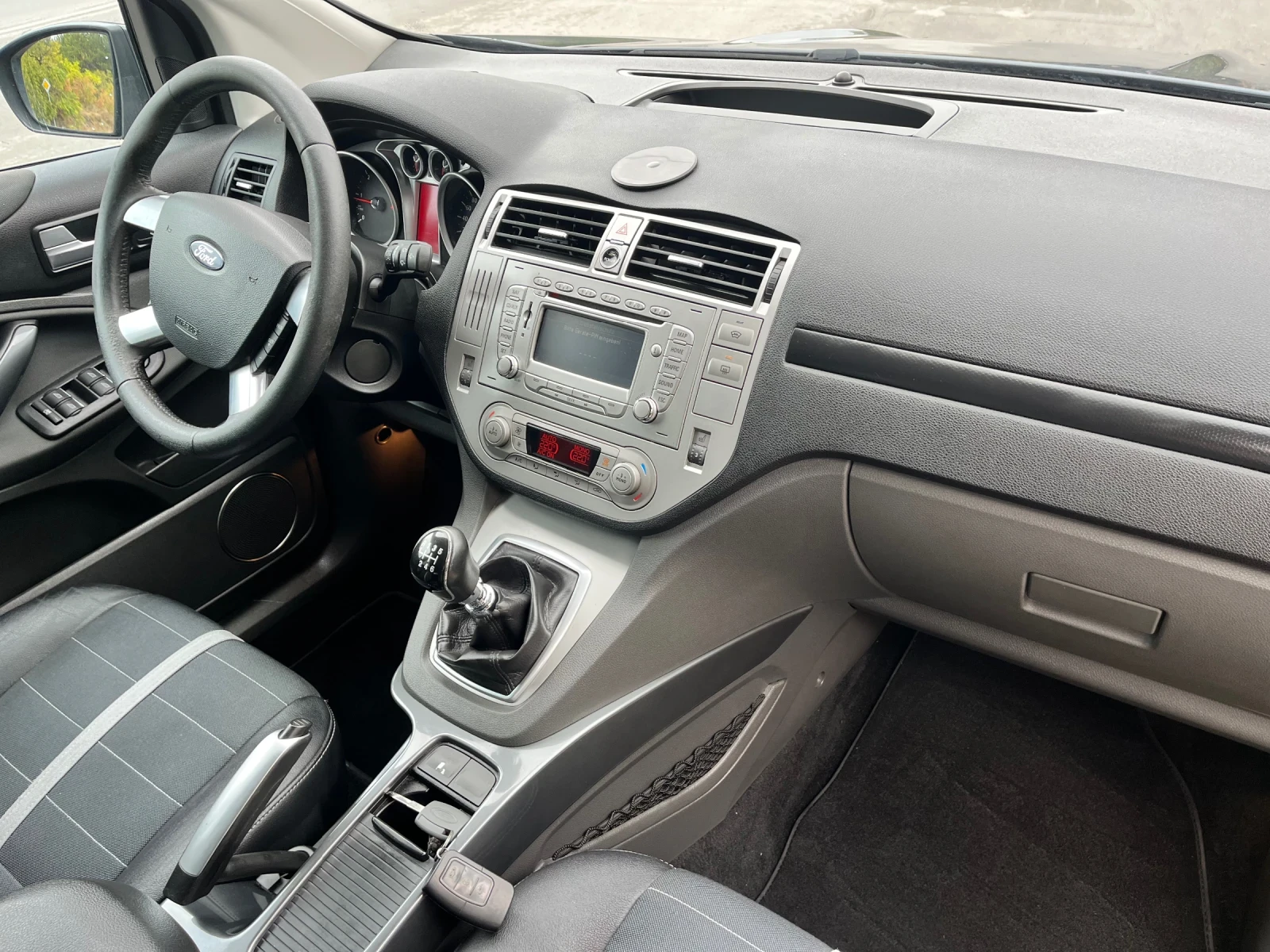 Ford Kuga 2.0D 140k.c.4X4 КЛИМА ВНОС-ГЕРМАНИЯ ТОП СЪСТОЯНИЕ - изображение 9 | Auto.bg Ford Kuga 2.0D 140k.c.4X4 КЛИМА ВНОС-ГЕРМАНИЯ ТОП СЪСТОЯНИЕ - изображение 9