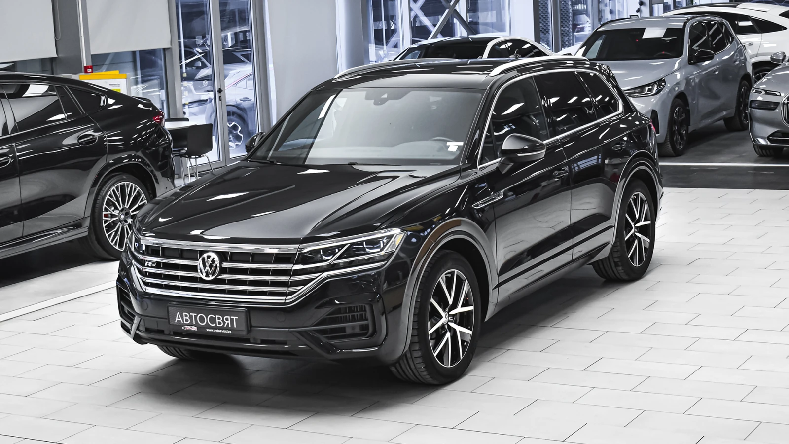 VW Touareg R Line 4.0 V8 TDI 4MOTION Tiptronic | Auto.bg — изображение 1 VW Touareg R Line 4.0 V8 TDI 4MOTION Tiptronic | Auto.bg — изображение 1