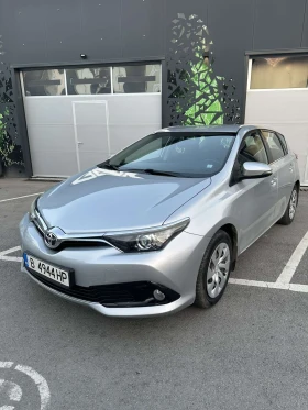 Снимка Toyota Auris