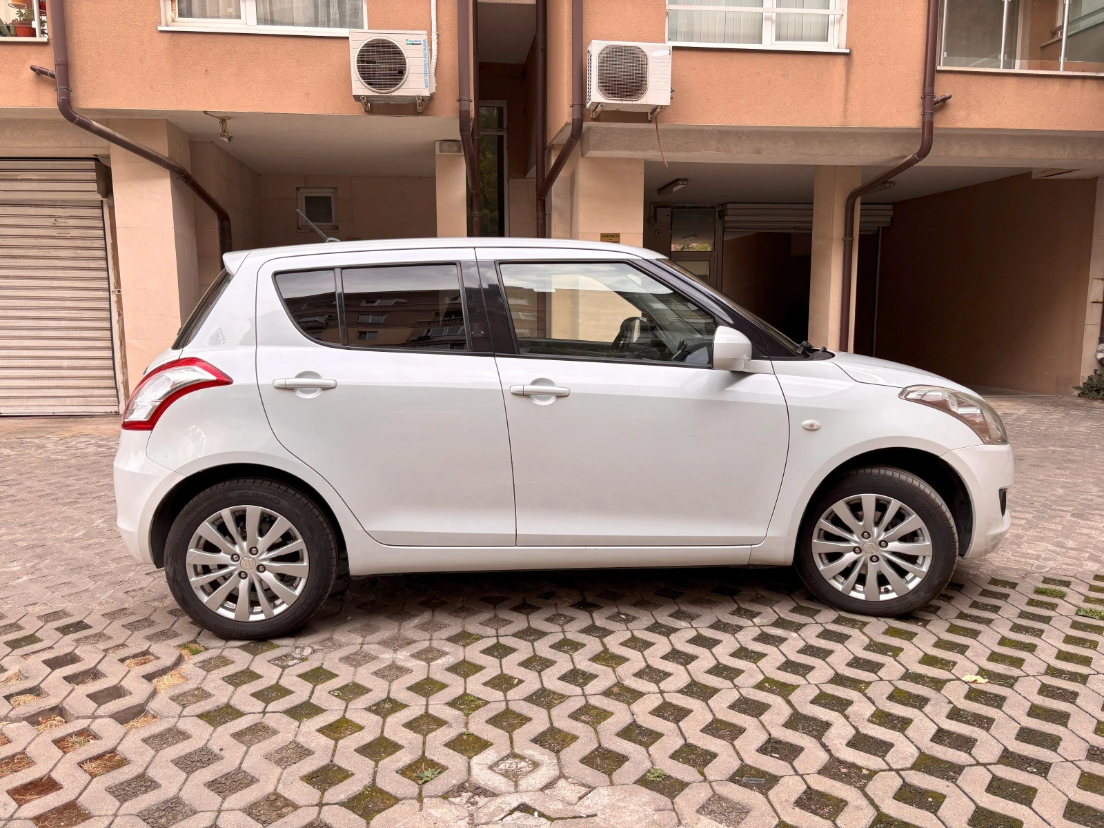 Suzuki Swift 4x4, 94 кс - изображение 3 | Auto.bg Suzuki Swift 4x4, 94 кс - изображение 3