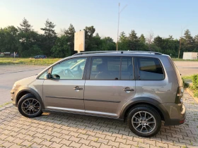 VW Touran CROSS, DSG, ЕДИН СОБСТВЕНИК, FULL, ПЕРФЕКТЕН - 4500 € / 8801.24 лв. - 43113351 5 | Car24.bg VW Touran CROSS, DSG, ЕДИН СОБСТВЕНИК, FULL, ПЕРФЕКТЕН - 4500 € / 8801.24 лв. - 43113351 5