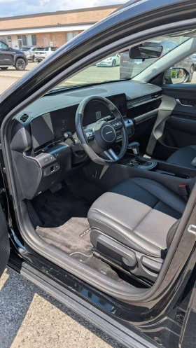 Hyundai Kona ПАНО, КОЖА, ЛИЗИНГ, ЦЕНА до БГ | Auto.bg — изображение 9 Hyundai Kona ПАНО, КОЖА, ЛИЗИНГ, ЦЕНА до БГ | Auto.bg — изображение 9