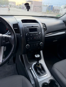 Kia Sorento 2.2CRDI 197ps 4x4 ТОП Състояние | Auto.bg — изображение 15 Kia Sorento 2.2CRDI 197ps 4x4 ТОП Състояние | Auto.bg — изображение 15
