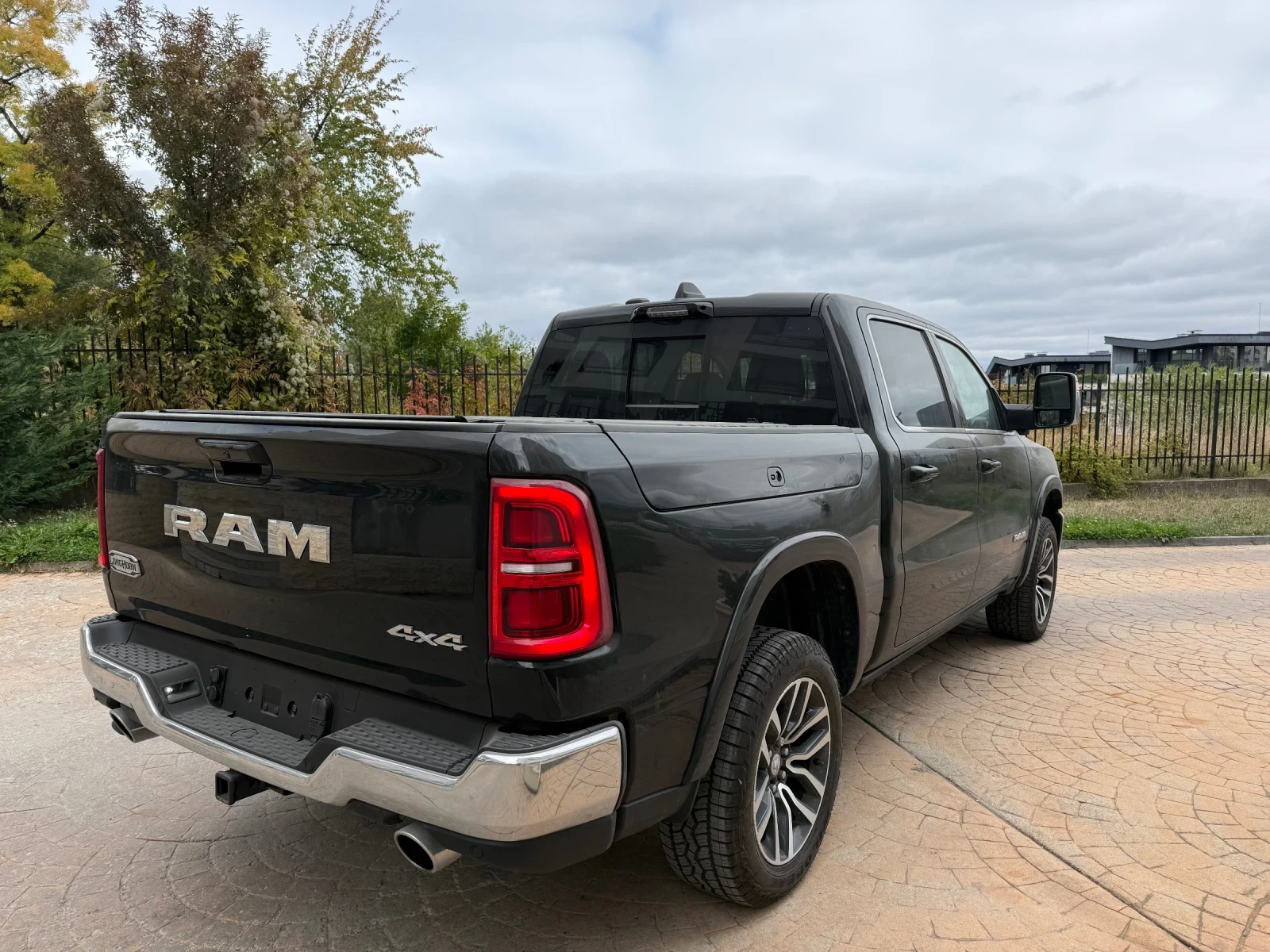 Dodge RAM 1500 LONGHORN 3.0 SST HO 540hp 2025 - изображение 7 | Auto.bg Dodge RAM 1500 LONGHORN 3.0 SST HO 540hp 2025 - изображение 7