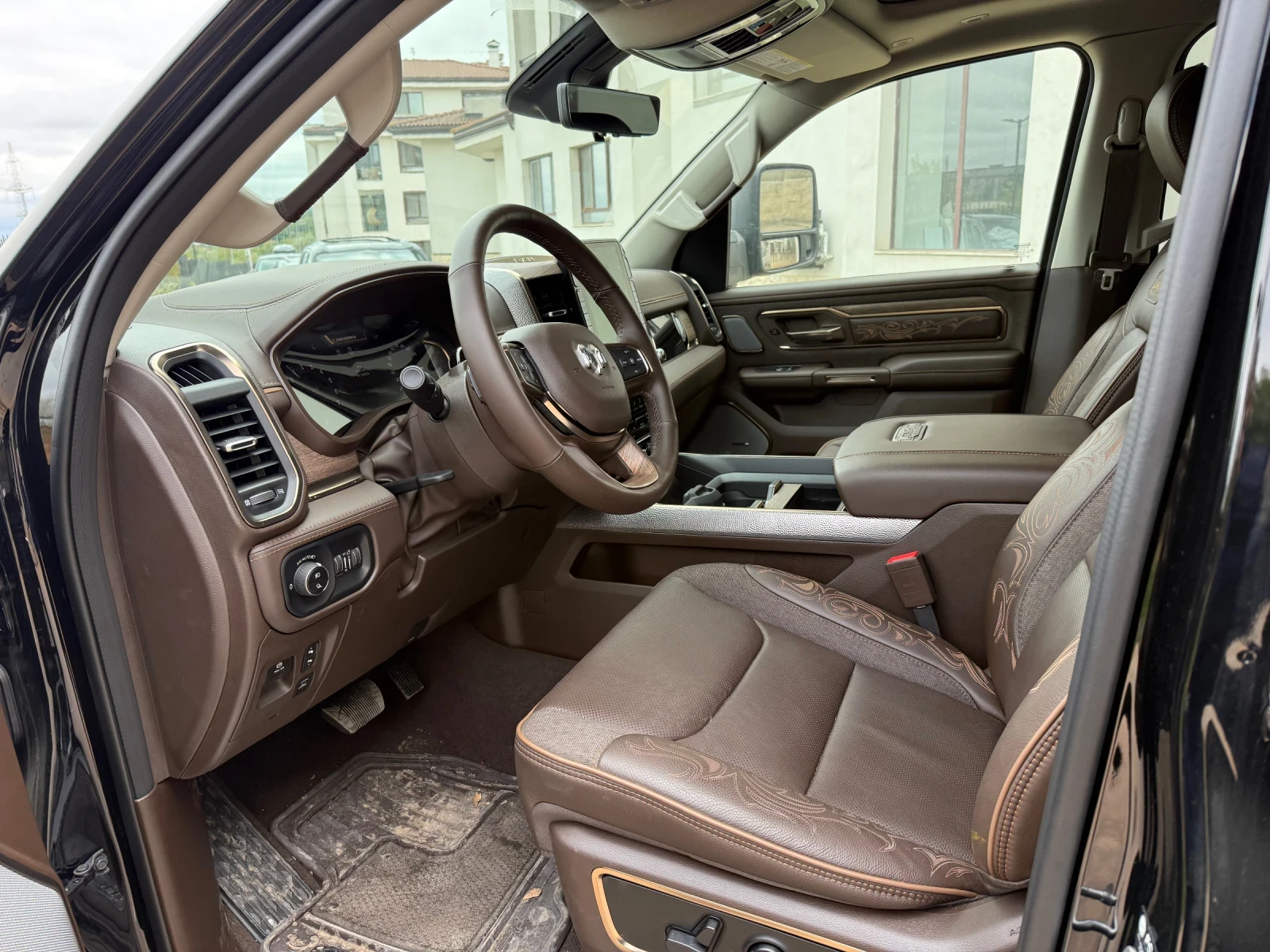 Dodge RAM 1500 LONGHORN 3.0 SST HO 540hp 2025 - изображение 9 | Auto.bg Dodge RAM 1500 LONGHORN 3.0 SST HO 540hp 2025 - изображение 9