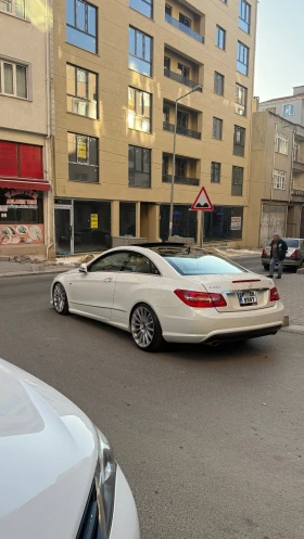 Mercedes-Benz E 350 - 12000 € / 23469.96 лв. - 33371227 3 | Car24.bg Mercedes-Benz E 350 - 12000 € / 23469.96 лв. - 33371227 3