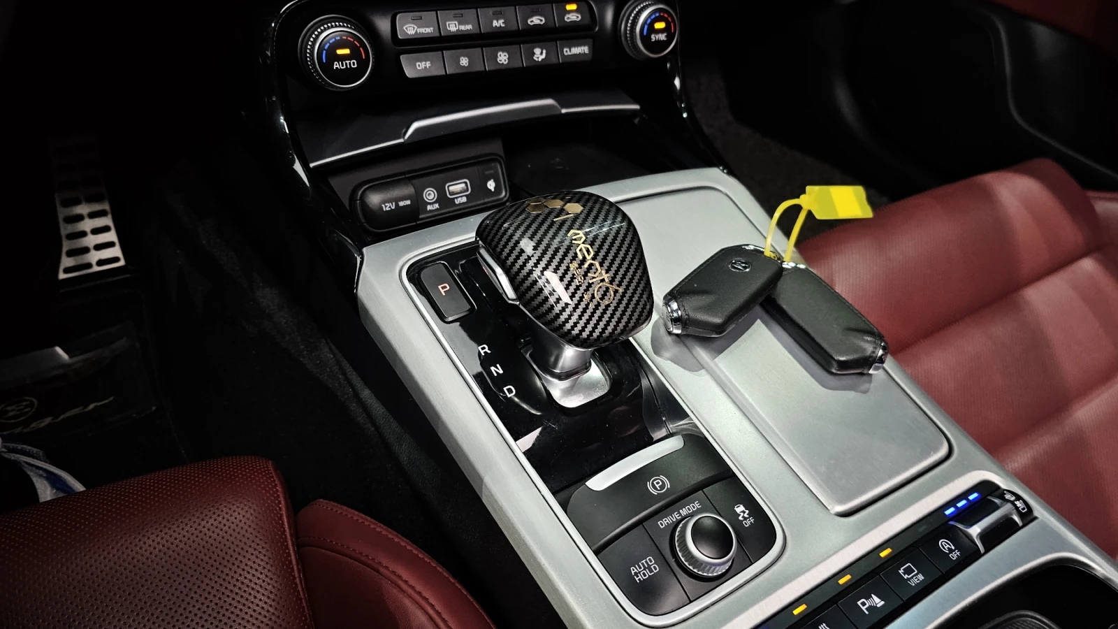 Kia Stinger 3.3 AWD Turbo GT ПРОВЕРЕНА - изображение 8 | Auto.bg Kia Stinger 3.3 AWD Turbo GT ПРОВЕРЕНА - изображение 8