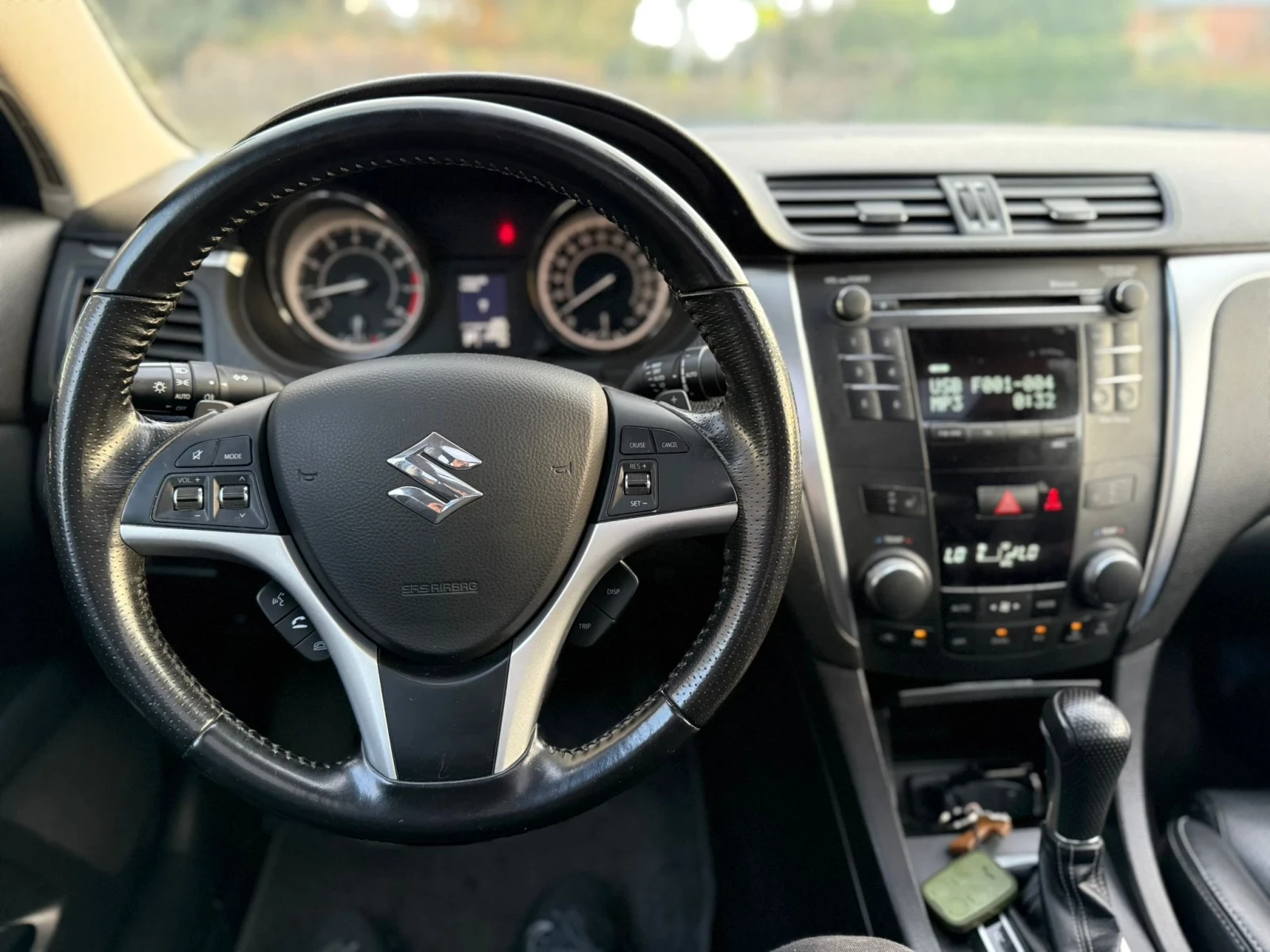 Suzuki Kizashi  - изображение 8 | Auto.bg Suzuki Kizashi  - изображение 8