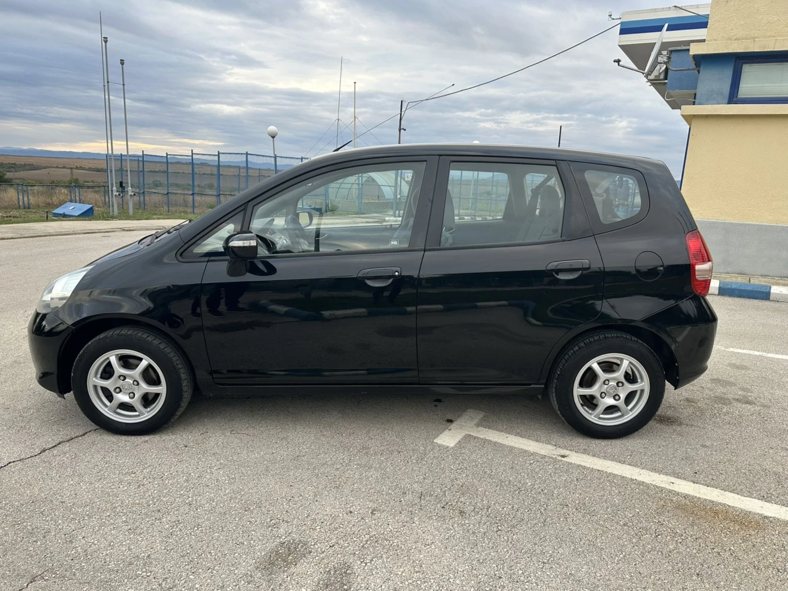 Honda Jazz 1.4 Бензин - изображение 4 | Auto.bg Honda Jazz 1.4 Бензин - изображение 4