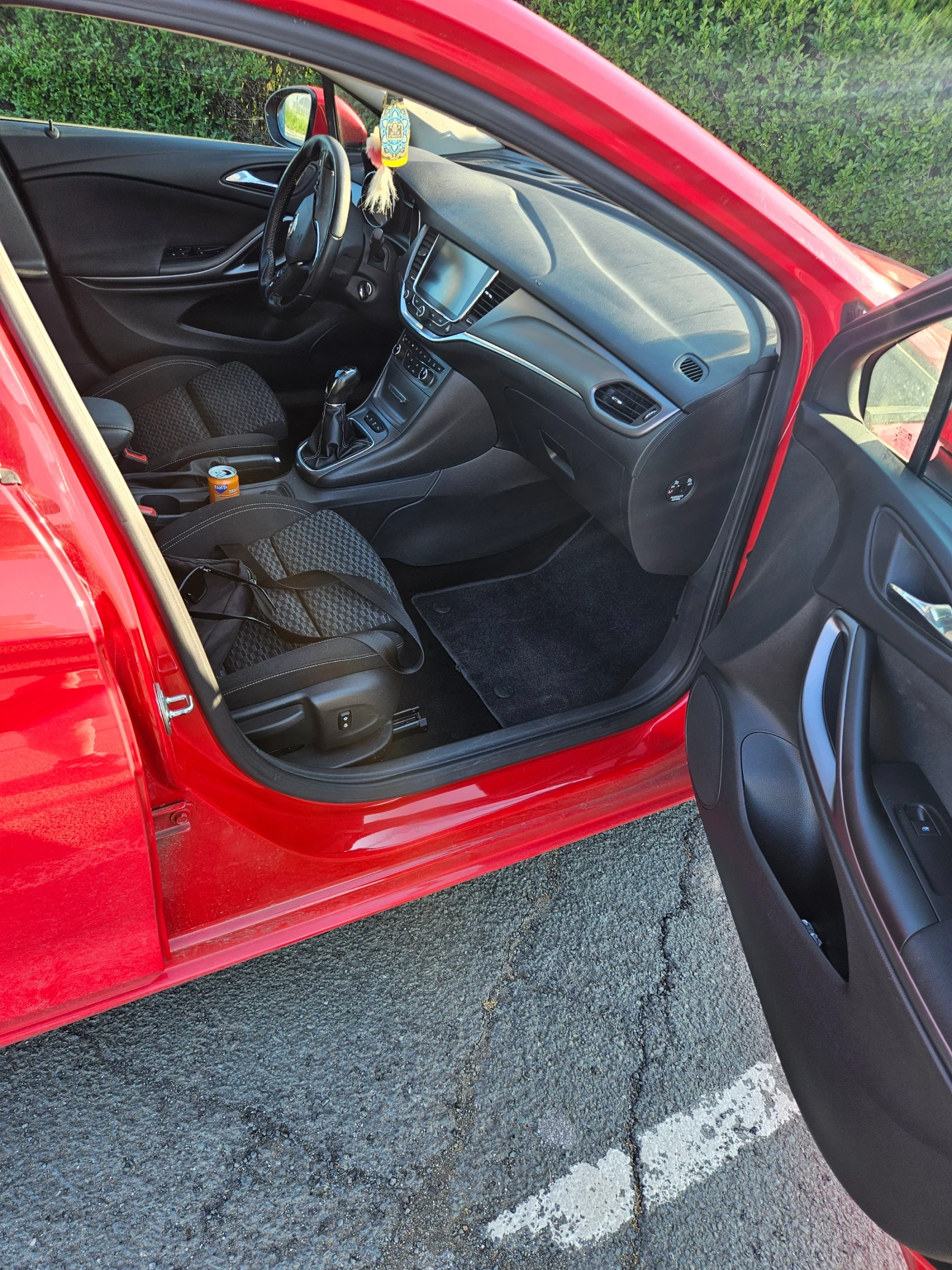 Opel Astra Sports tourer 1.6 CDTI - изображение 2 | Auto.bg Opel Astra Sports tourer 1.6 CDTI - изображение 2