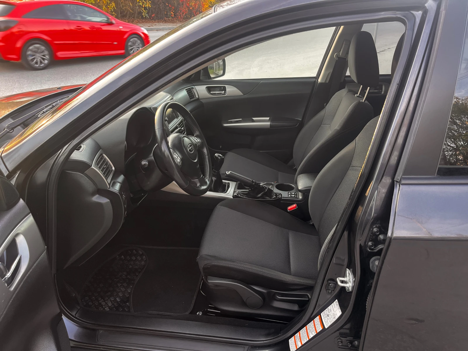 Subaru Impreza 2.0 COMFORT - изображение 7 | Auto.bg Subaru Impreza 2.0 COMFORT - изображение 7